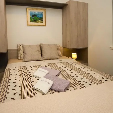 Bruna Mit Privatem Pool By Interhome Feriehus Šibenik