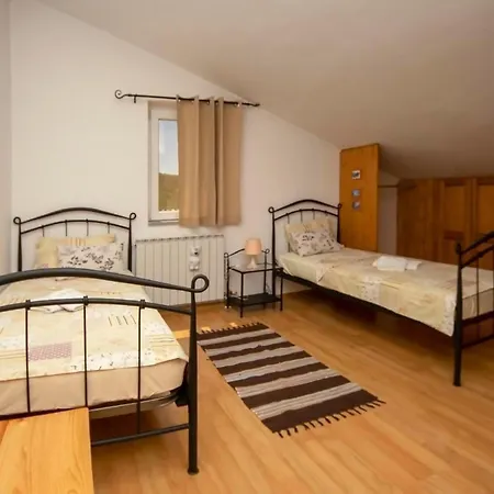 Feriehus Bruna Mit Privatem Pool By Interhome