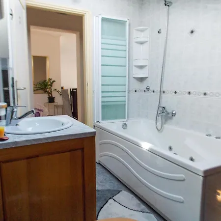 Bruna Mit Privatem Pool By Interhome Tatil Evi Šibenik