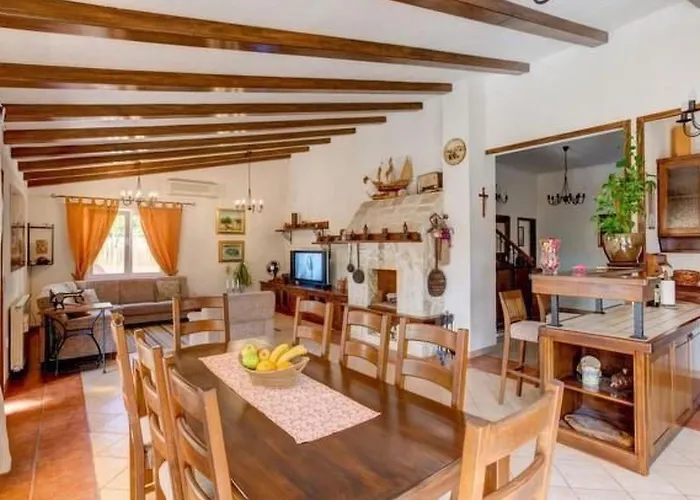 Bruna Mit Privatem Pool By Interhome Feriehus Šibenik