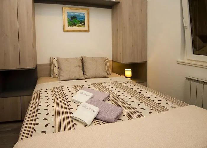 Bruna Mit Privatem Pool By Interhome Feriehus Šibenik