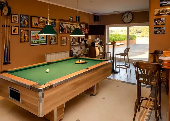 Bruna Mit Privatem Pool By Interhome *