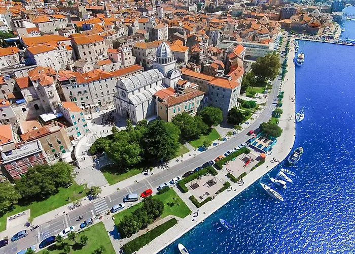 Feriehus Bruna Mit Privatem Pool By Interhome